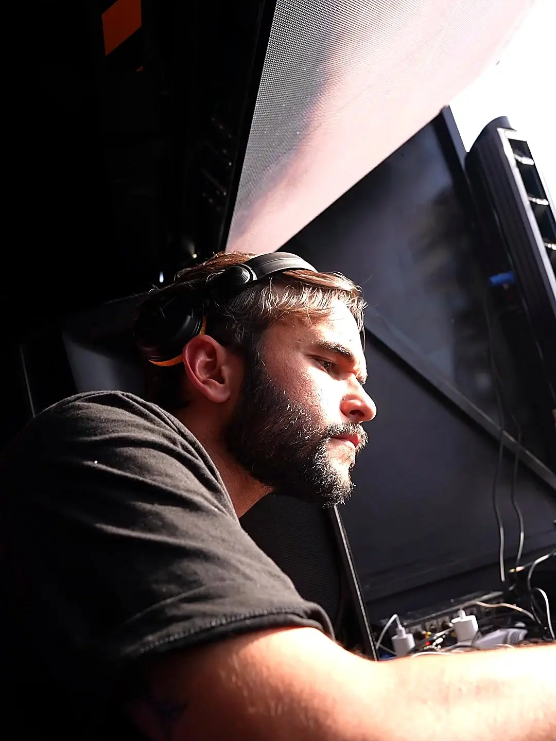 El DJ a bordo de la Carroza Ziegel